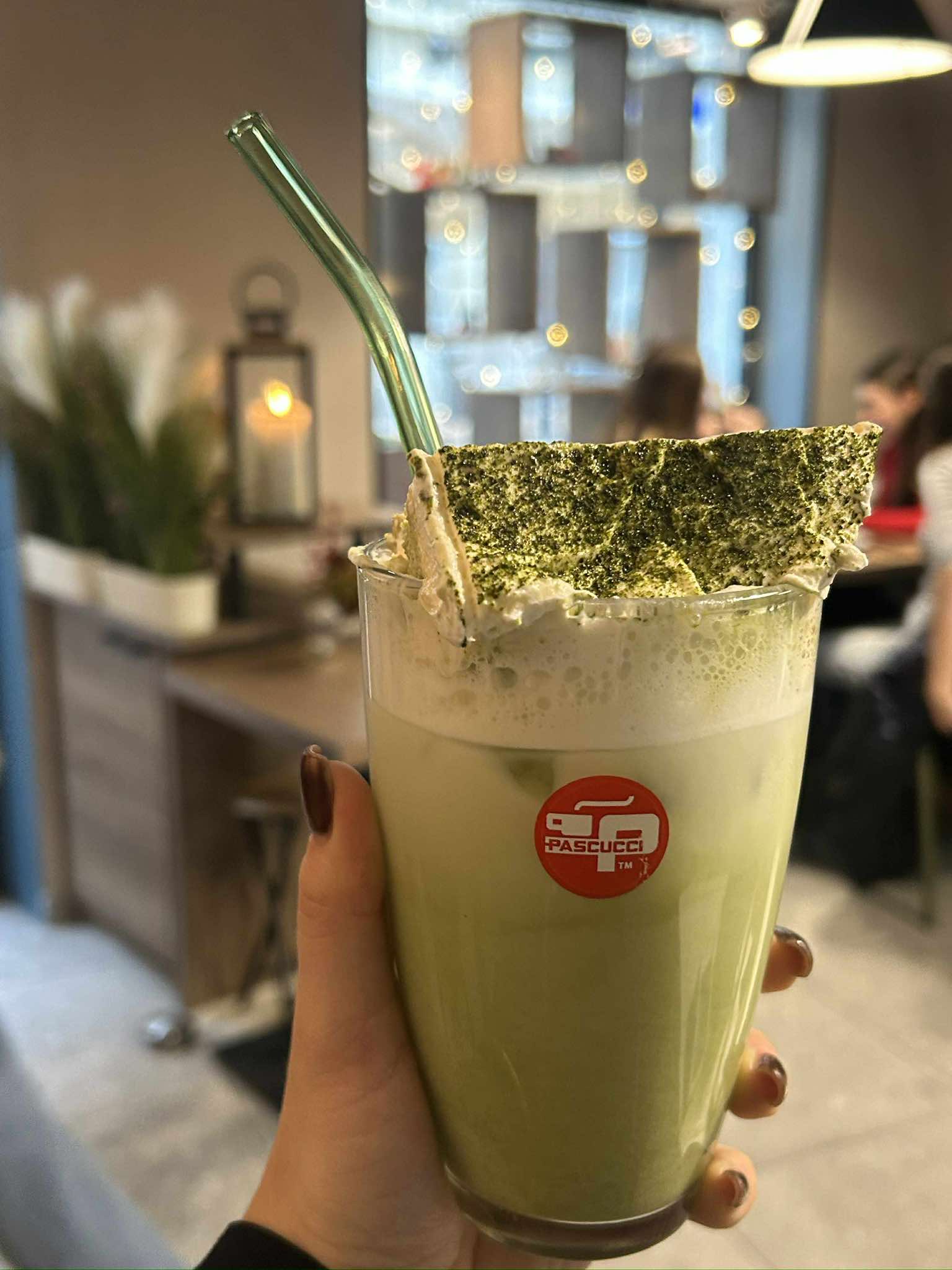 Fratelli Tutti specialty kávézó Győr